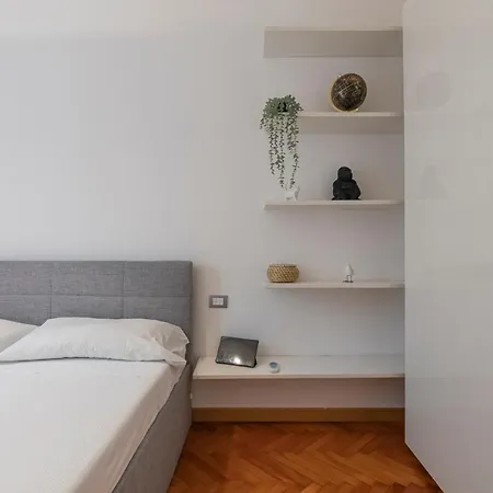Apartment Ihost Luxury Flat - Tito Livio 29 *